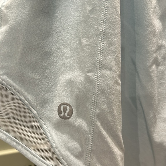 LULULEMON Hotty Hot High-Rise Lined
Short - Picture 3 of 4